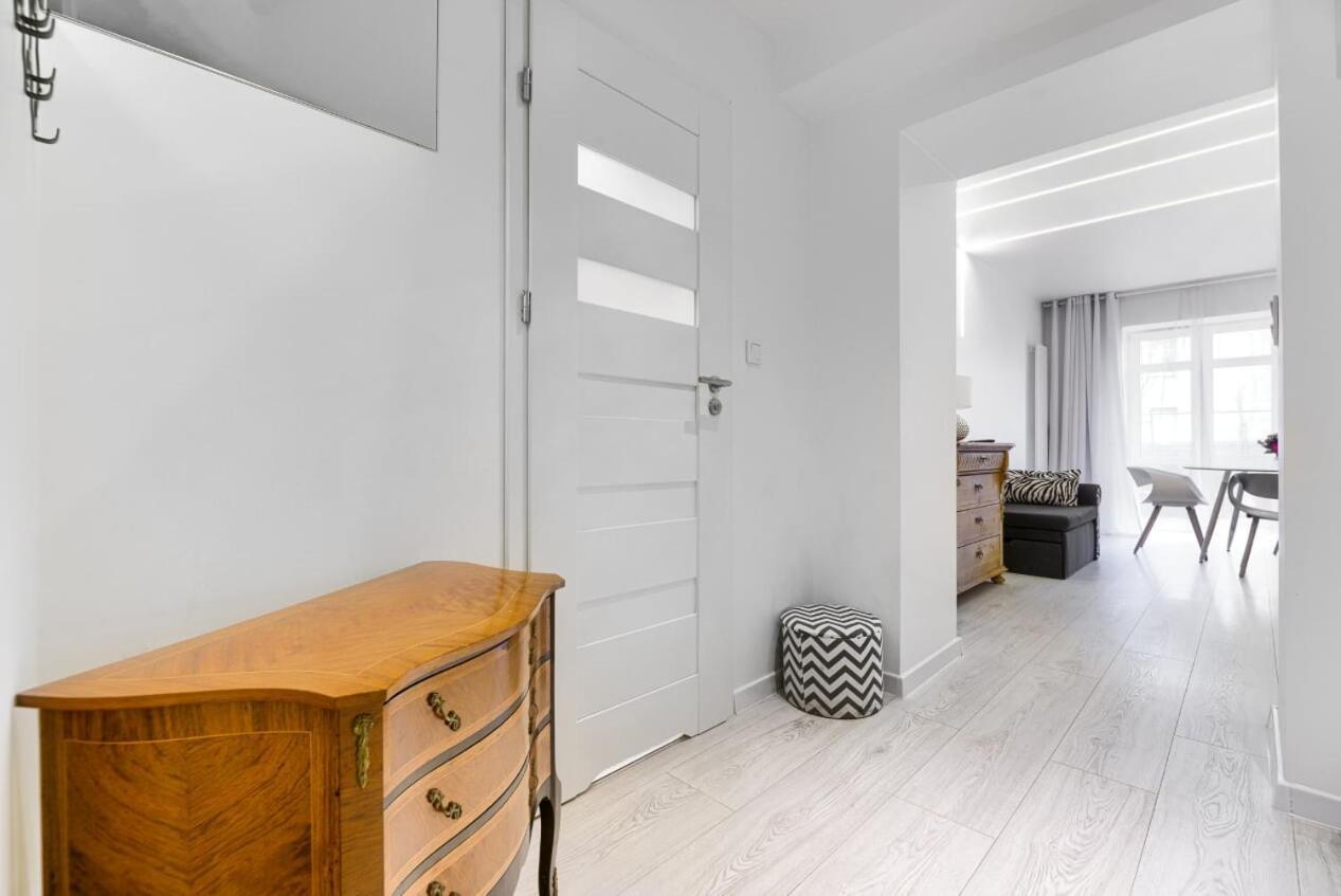 שצ'צ'ין Apartament 200 Apartamenty No.1 Ogrod, Parking W Centrum מראה חיצוני תמונה