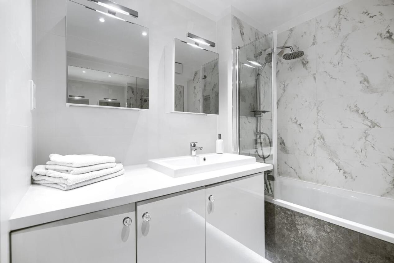 שצ'צ'ין Apartament 200 Apartamenty No.1 Ogrod, Parking W Centrum מראה חיצוני תמונה