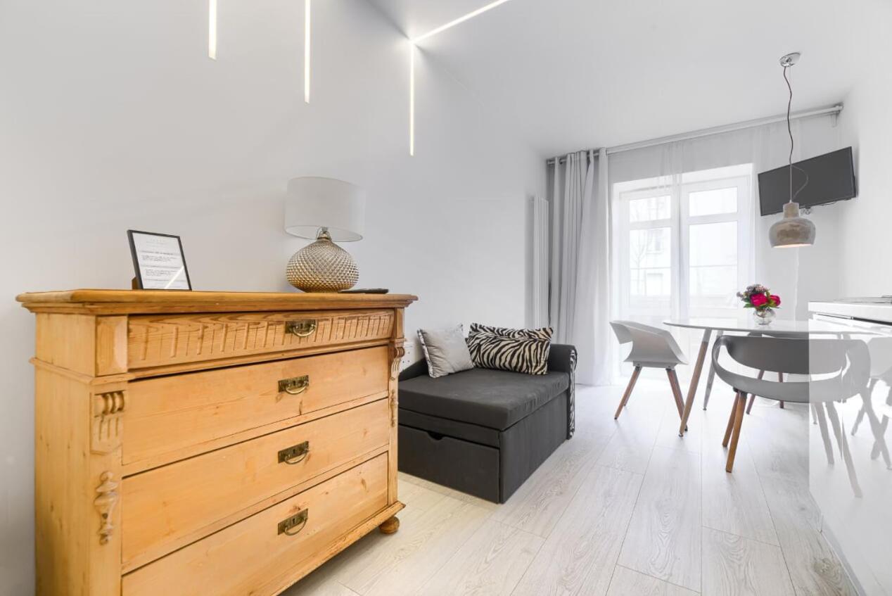 שצ'צ'ין Apartament 200 Apartamenty No.1 Ogrod, Parking W Centrum מראה חיצוני תמונה
