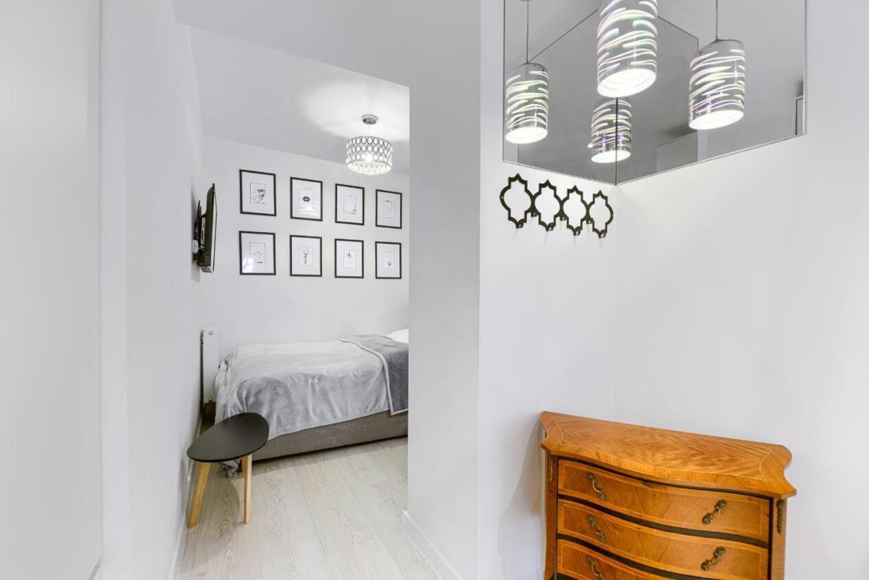 שצ'צ'ין Apartament 200 Apartamenty No.1 Ogrod, Parking W Centrum מראה חיצוני תמונה